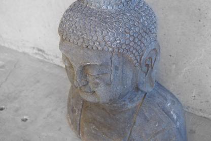 Bouddha de pierre