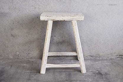 Tabouret bas vintage rectangulaire en bois blanc (vers 1950)