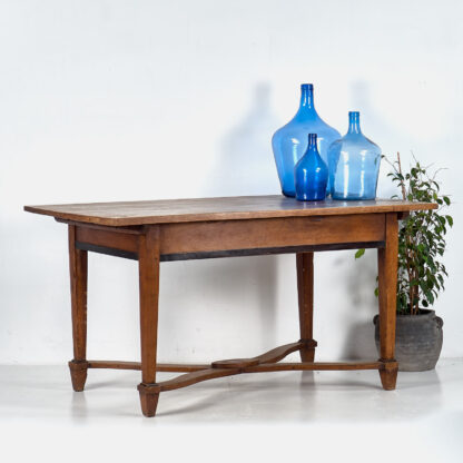 Mesa de comedor vintage de madera maciza (Francia, c.1940)