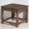Mesa auxiliar cuadrada de madera antigua maciza