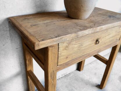 Consola de madera antigua de madera de olmo