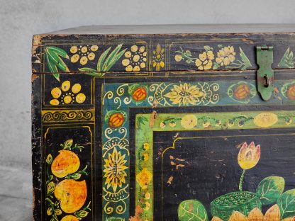 Chinese opera chest with floral illustrations (China, c.1890)