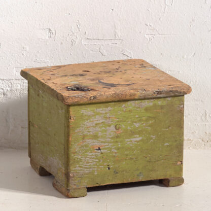 Taburete de madera vintage color verde (Rep.Checa, c.1950)