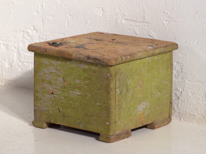 Taburete de madera vintage color verde (Rep.Checa, c.1950)
