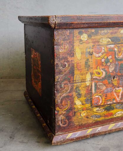 Antique solid wood trunk (Austria, c.1890) - Image 6