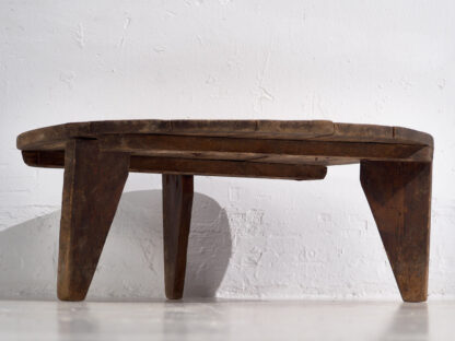 Mesa de centro redonda antigua de madera maciza (c.1920)