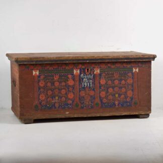 Baúl antiguo de madera maciza (c.1890)