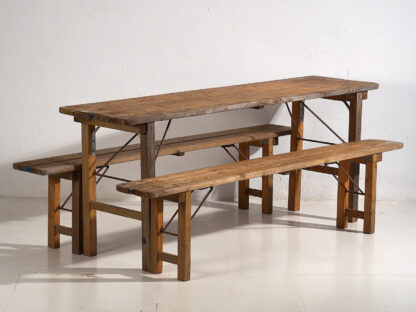 Conjunto de mesa y bancos para exterior (c.1950)