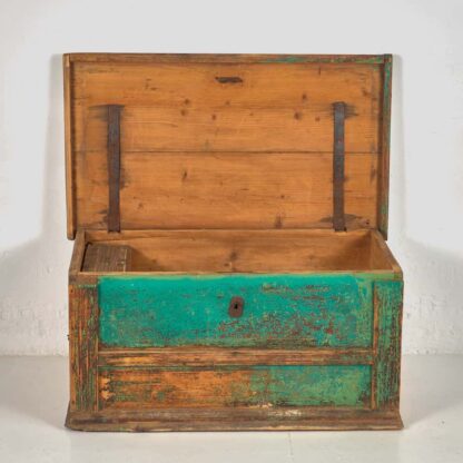 Baúl de madera maciza antiguo color verde (c.1890)