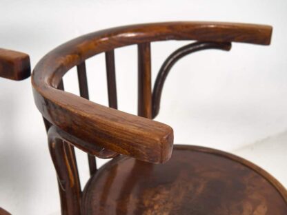 Conjunto de sillas Thonet con reposabrazos antiguas (c.1900). Conjunto de 2 piezas #3