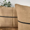 Coussin en lin ancien à rayures noires – Image 7