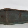Baúl antiguo de madera maciza de color azul (c.1890)
