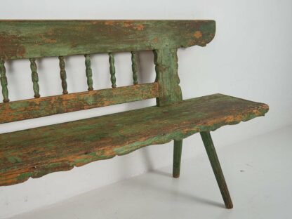 Banco para exterior de madera antiguo de color verde (c.1900)