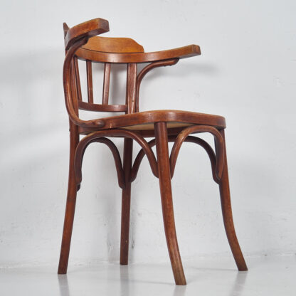 Silla Thonet antigua con reposabrazos (c.1900)