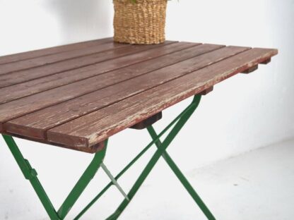 Mesa plegable para jardín de color rojo (c.1950)