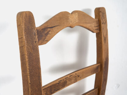 Silla antigua de madera (c.1920)