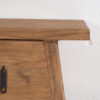 Table de chevet en bois ancienne de forme triangulaire – Image 5