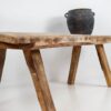 Mesa de centro antigua con patas de madera maciza (Austria, c.1920)