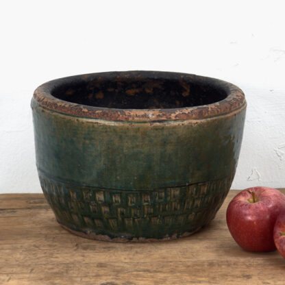 Antique emerald green ceramic vase (c.1820)