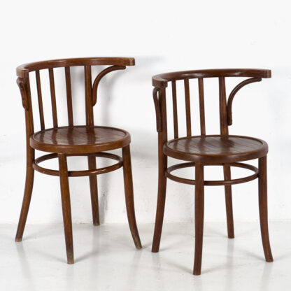 Conjunto de sillas Thonet con reposabrazos antiguas (c.1900). Conjunto de 4 piezas