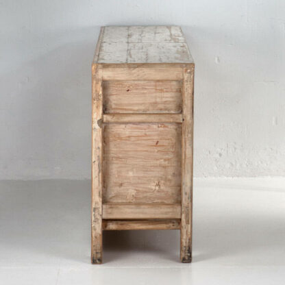 Aparador blanco antiguo de madera maciza (c.1920)