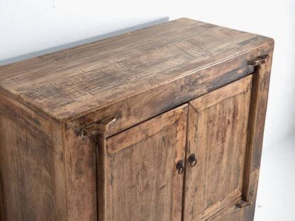 Armario de dos puertas antiguo de madera de pino (c.1920)