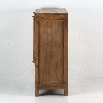 Armario de dos puertas antiguo de madera de pino (c.1920)