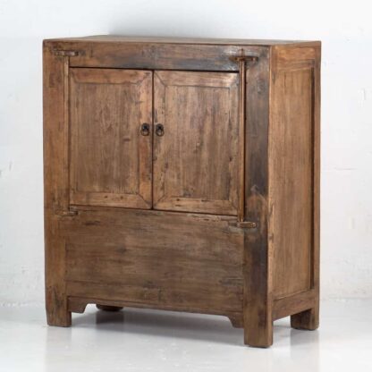 Armario de dos puertas antiguo de madera de pino (c.1920)