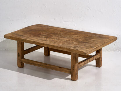 Mesa baja antigua de madera (c.1870)