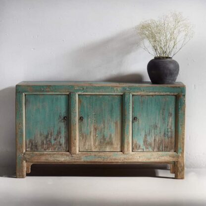 Ancien buffet bleu clair (vers 1920)