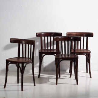 Anciennes chaises de salle à manger Thonet (c.1900).
Ensemble de 4 pièces n°10