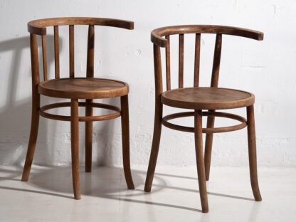 Anciennes chaises de salle à manger Thonet (c.1900).
Ensemble de 6 pièces #15