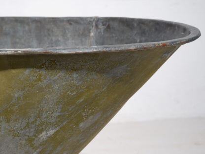 Antique galvanized steel metal bathtub (c.1920) #88