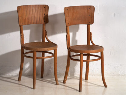 Anciennes chaises Thonet (c.1900).
Ensemble de 4 pièces #28