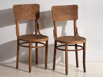 Anciennes chaises Thonet (c.1900).
Ensemble de 4 pièces #28