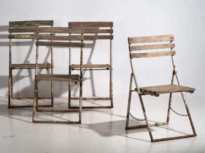 Anciennes chaises de jardin (c.1920).
Ensemble de 4 pièces #31