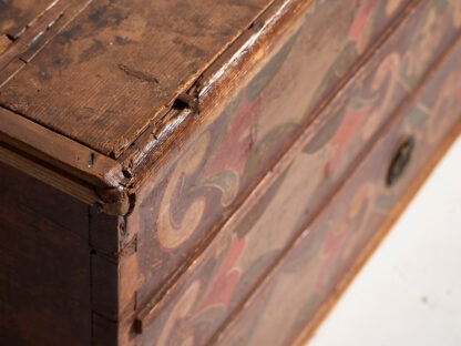 Antique storage trunk (c.1920) #12