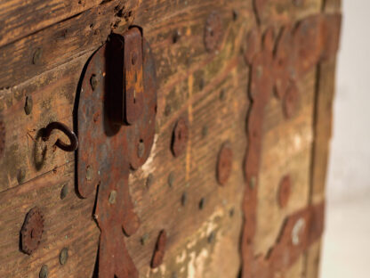 Antique country style storage trunk (c.1920) #48