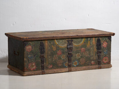 Antique green trunk with floral motifs (c.1920) #42