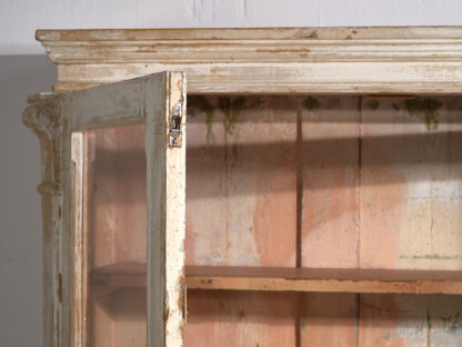 Antique white kitchen cabinet (c.1920)