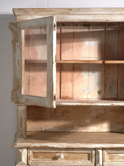 Antique white kitchen cabinet (c.1920)