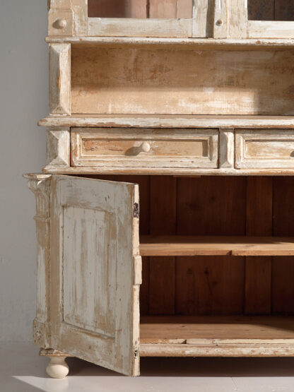 Antique white kitchen cabinet (c.1920)