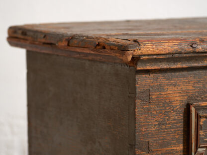 Antique wooden trunk with pearl gray patina (c.1920)