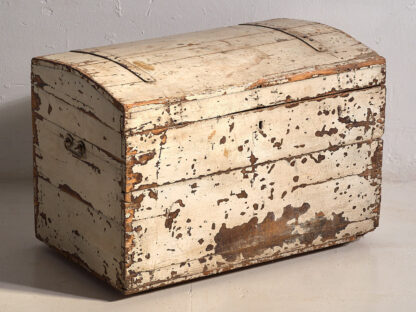 Antique white trunk with domed lid (c.1920).