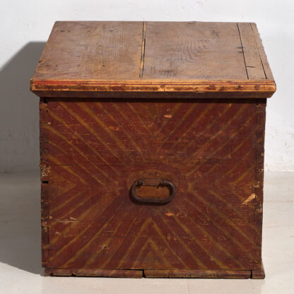 Antique storage trunk with floral motifs (c.1865) #14