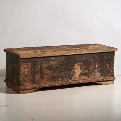 Large antique dark colored antique trunk (c.1920) #3