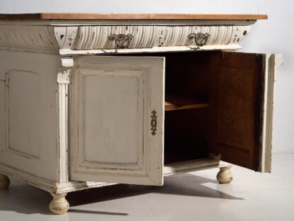 Ancienne commode blanc-crème (vers 1920)