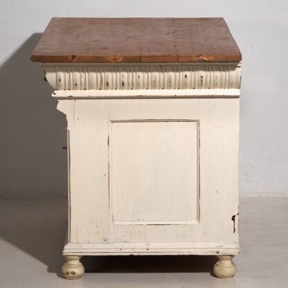 Ancienne commode blanc-crème (vers 1920)