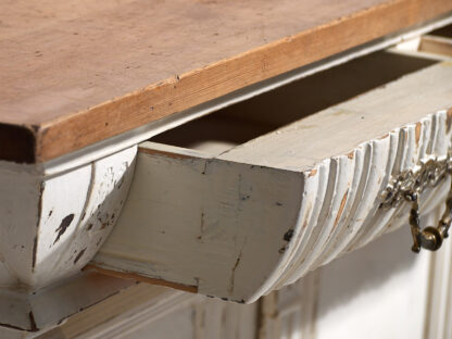 Antique cream white dresser (c.1920)