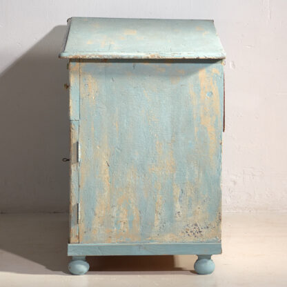 Ancienne commode de chambre à coucher dans les tons bleu ciel (c.1920) #7